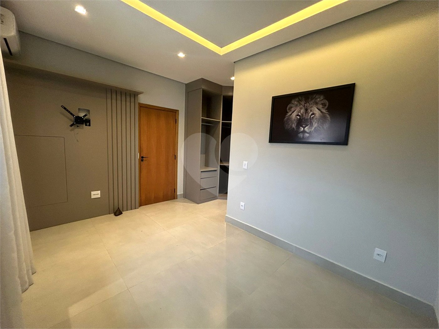 Casa à venda com 3 suítes no condomínio Lago da Boa Vista, Sorocaba - SP