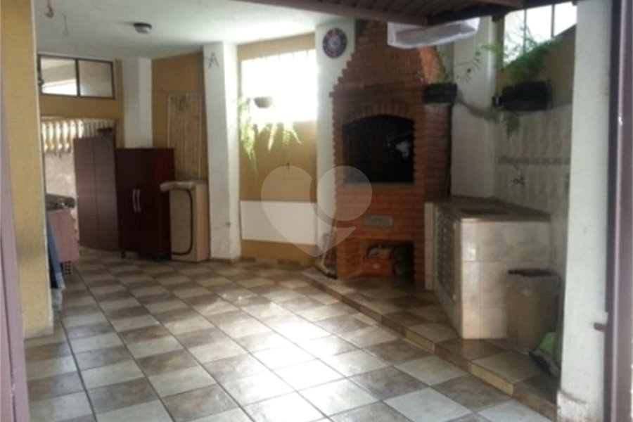 Sobrado à venda com 3 quartos, sendo 1 suíte, em Vila Mariana, São Paulo, SP