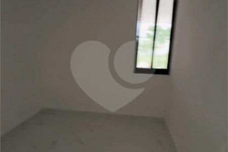 Casa à venda com 3 quartos, sendo 1 suíte, no condomínio Grand Park, Rio de Janeiro - RJ