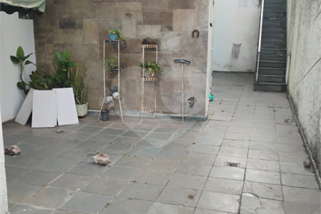 Sobrado à venda com 3 quartos, sendo 1 suíte, em Jardim São Bento, São Paulo, SP