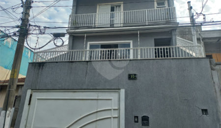 Sobrado à venda com 3 quartos, sendo 1 suíte,  em Vila Mazzei, São Paulo, SP