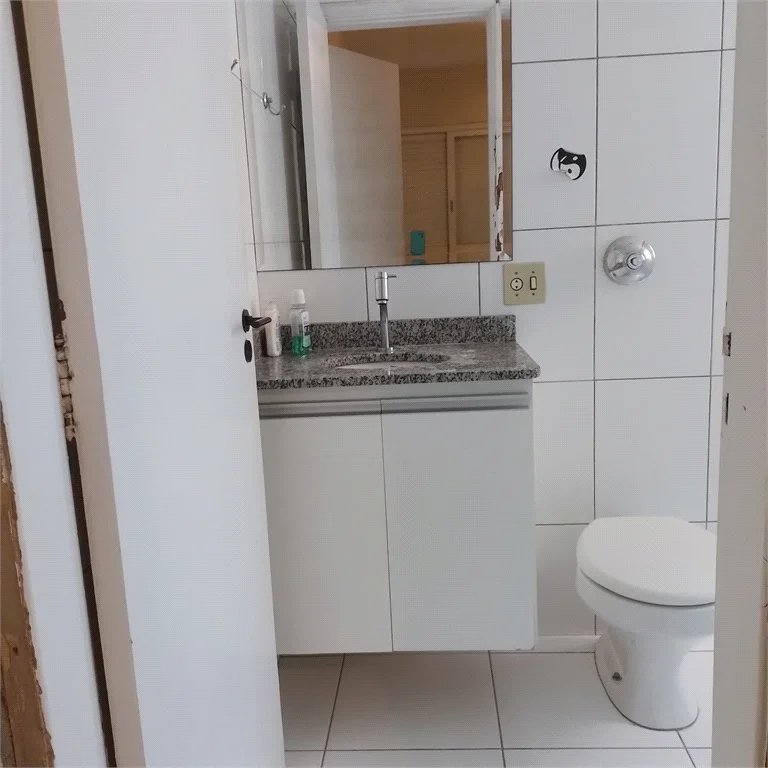Apartamento à venda com 3 quartos, sendo 1 suíte, em Pinheiros, São Paulo, SP