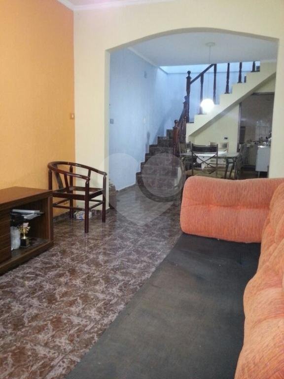 Sobrado à venda com 3 quartos, sendo 1 suíte, em Vila Nova Cachoeirinha, São Paulo, SP