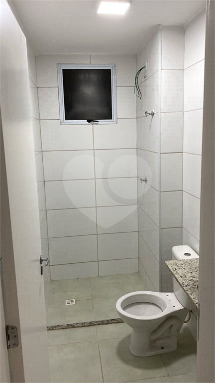 Apartamento à venda com 2 quartos, sendo 1 suíte,  em Jardim dos Manacás, Araraquara, SP