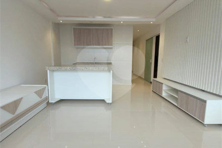 Apartamento para alugar com 2 quartos em Miguel Couto, Cabo Frio, RJ