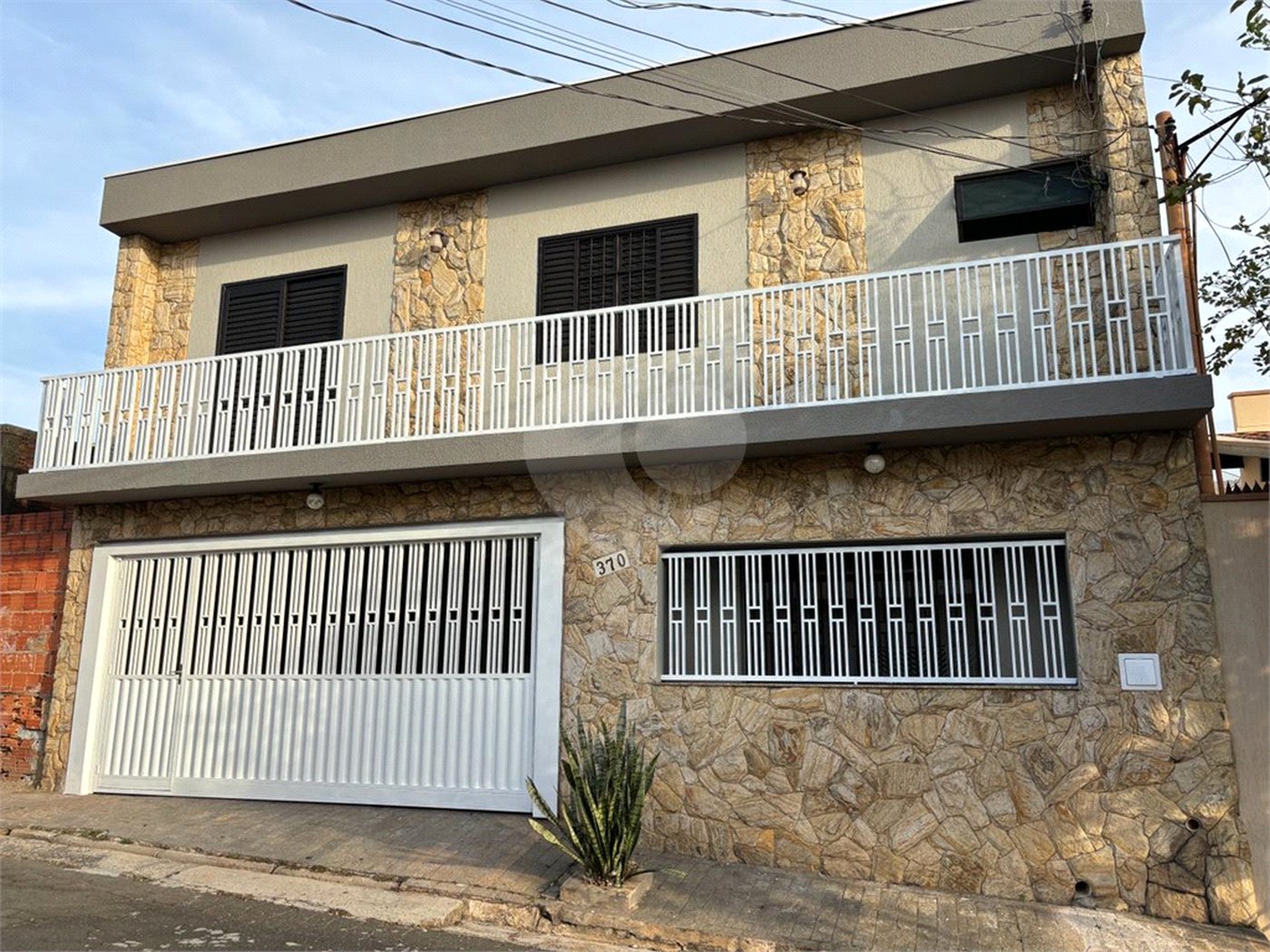 Casa à venda com 3 quartos, sendo 1 suíte, em Jardim São Judas Tadeu, Salto, SP