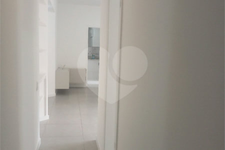 Apartamento à venda com 2 quartos, sendo 1 suíte, em Lagoa, Rio de Janeiro, RJ
