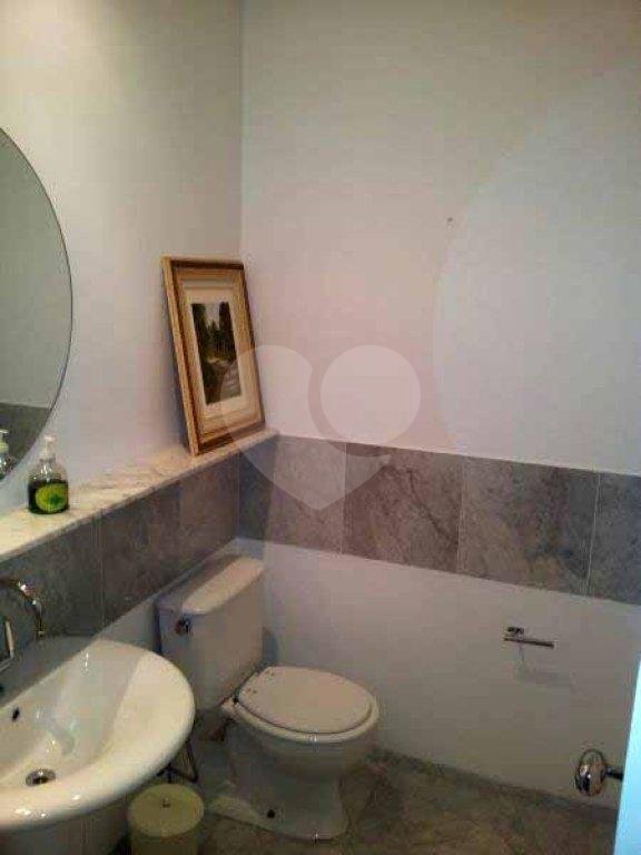 Apartamento à venda com 3 quartos, sendo 1 suíte,  em Bela Vista, São Paulo, SP