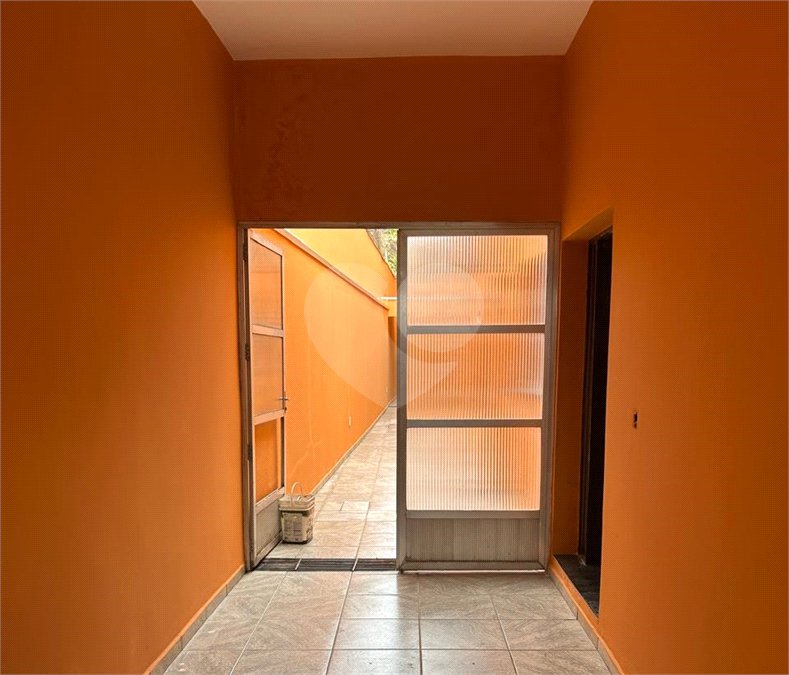 Sobrado para alugar com 2 quartos em Vila Anastácio, São Paulo, SP