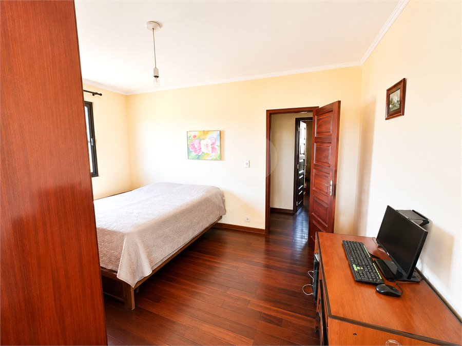 Apartamento à venda com 3 quartos, sendo 1 suíte,  em Vila Hortência, Sorocaba, SP