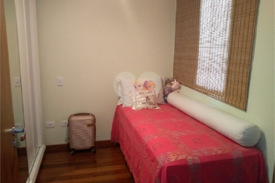 Sobrado à venda com 3 suítes em Vila Guilherme, São Paulo, SP