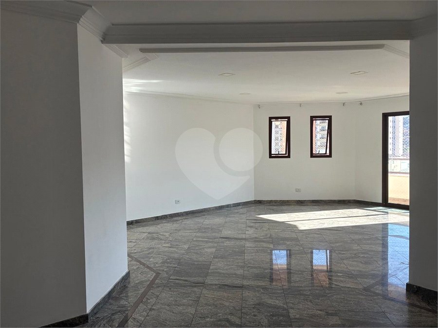 Apartamento à venda com 3 suítes em Vila Galvão, Guarulhos, SP