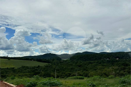 Terreno à venda no condomínio Elementum, Atibaia - SP