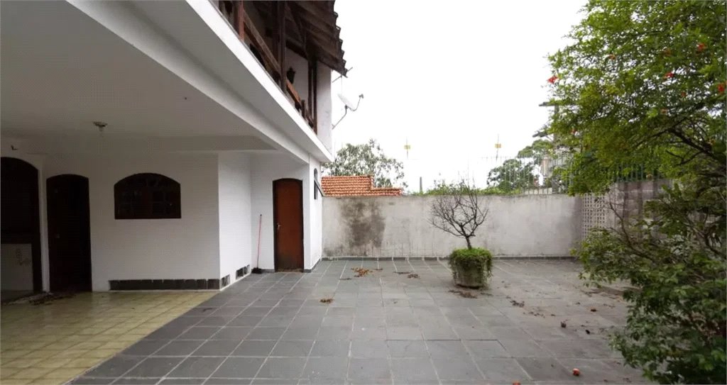 Casa à venda com 4 quartos, sendo 1 suíte,  em Vila Tiradentes, São Paulo, SP