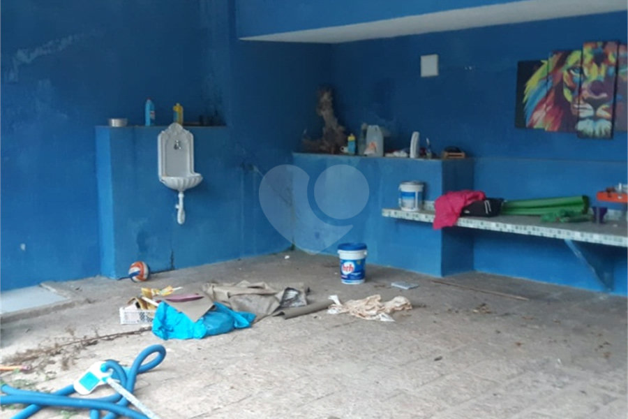 Casa à venda com 4 quartos, sendo 1 suíte, em Horto, São Paulo, SP