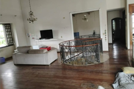 Casa à venda com 7 quartos, sendo 2 suítes, em Brooklin Paulista, São Paulo, SP