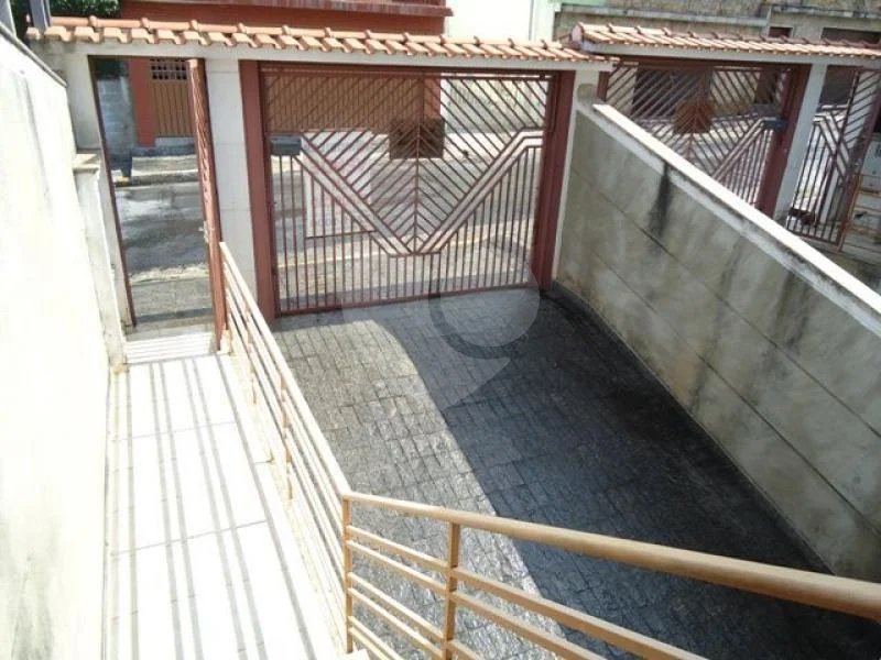 Sobrado à venda com 3 suítes em Vila Mazzei, São Paulo, SP