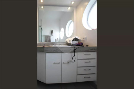 Apartamento para venda em Moema com 185m², 3 dormitórios sendo 1 suíte e 1 vaga