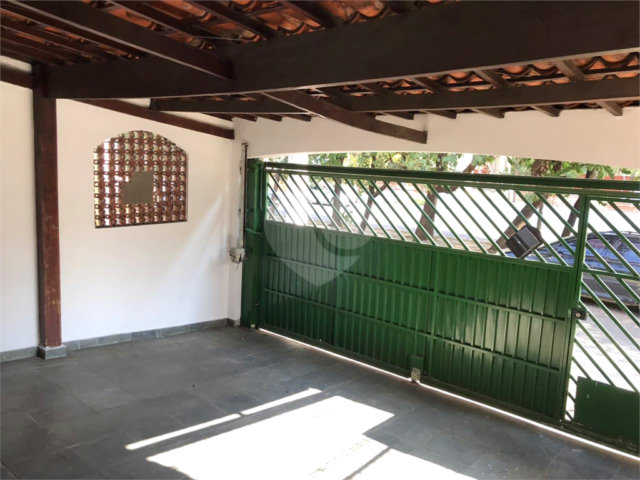 Sobrado à venda com 3 quartos, sendo 1 suíte,  em Brooklin, São Paulo, SP