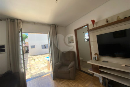 Casa Térrea à venda com 7 suítes em Alto da Lapa, São Paulo, SP