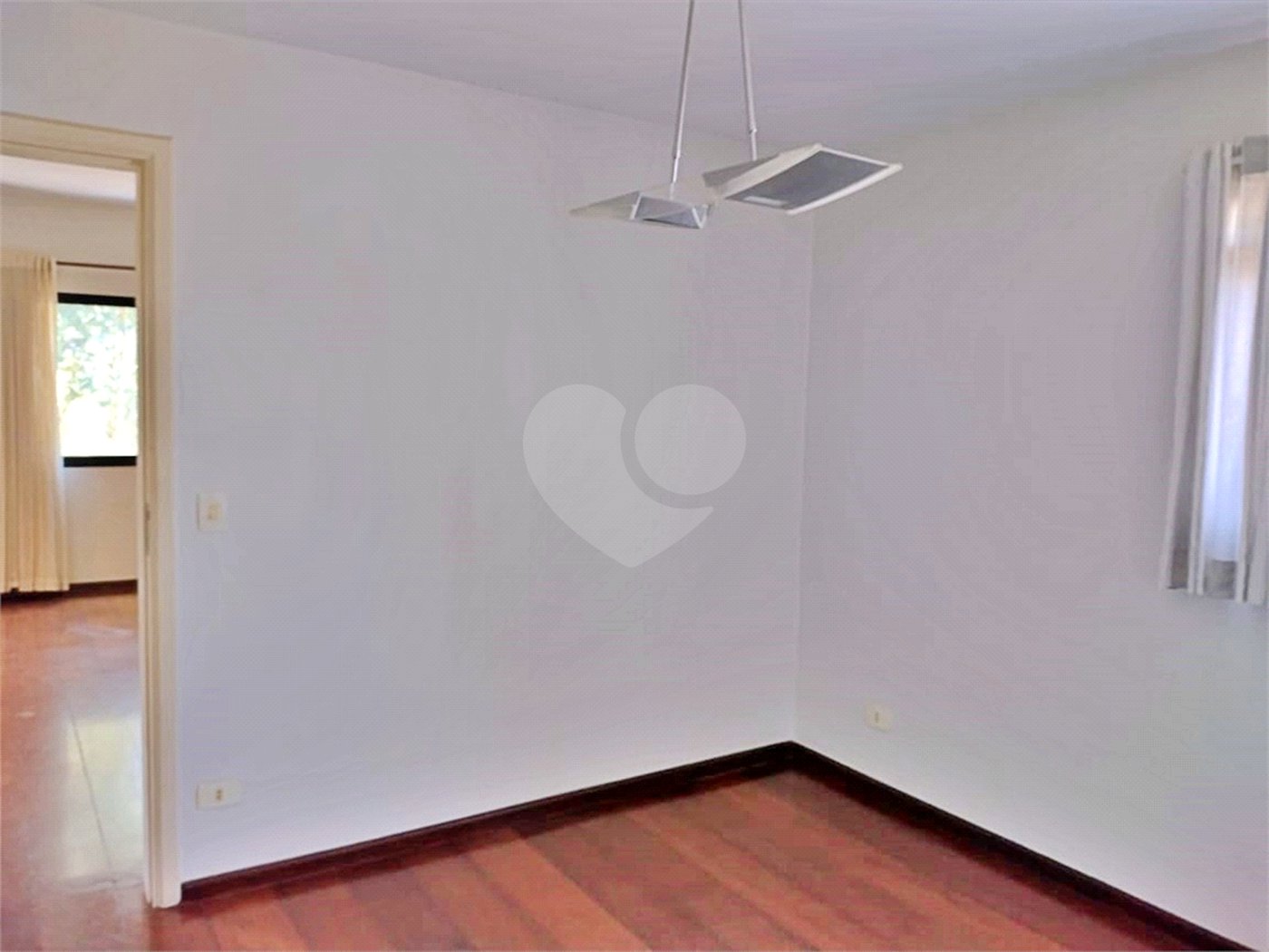 Apartamento à venda com 4 quartos, sendo 3 suítes,  em Vila Andrade, São Paulo, SP