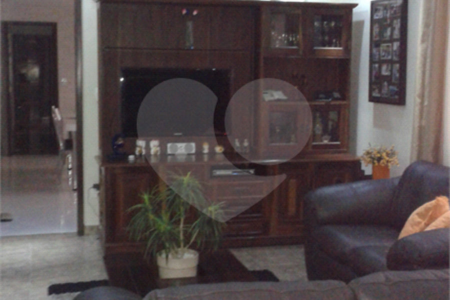 Casa à venda com 3 quartos, sendo 1 suíte, em Tucuruvi, São Paulo, SP