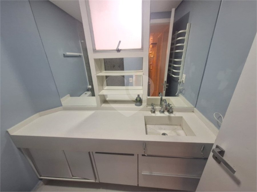 Apartamento à venda com 2 quartos em Vila Uberabinha, São Paulo, SP