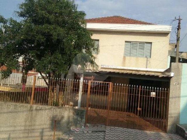 Sobrado à venda com 4 quartos, sendo 1 suíte,  em Santana, São Paulo, SP
