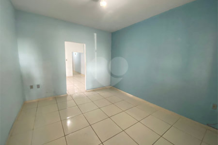 Casa à venda com 2 quartos em Jardim Elizabeth, Salto, SP