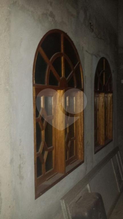 Sobrado à venda com 5 quartos, sendo 3 suítes, em Tremembé, São Paulo, SP
