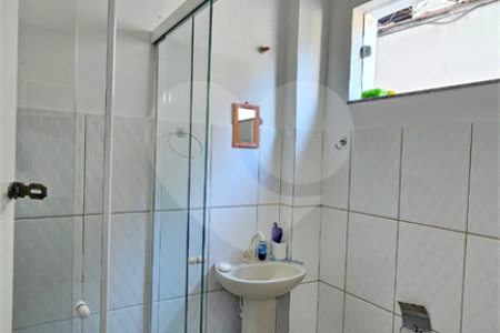 Casa à venda com 5 quartos, sendo 3 suítes,  no condomínio Colinas do Magarça, Rio de Janeiro - RJ