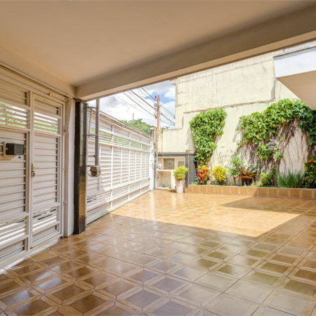 Casa à venda com 3 quartos, sendo 1 suíte, em Santo Amaro, São Paulo, SP