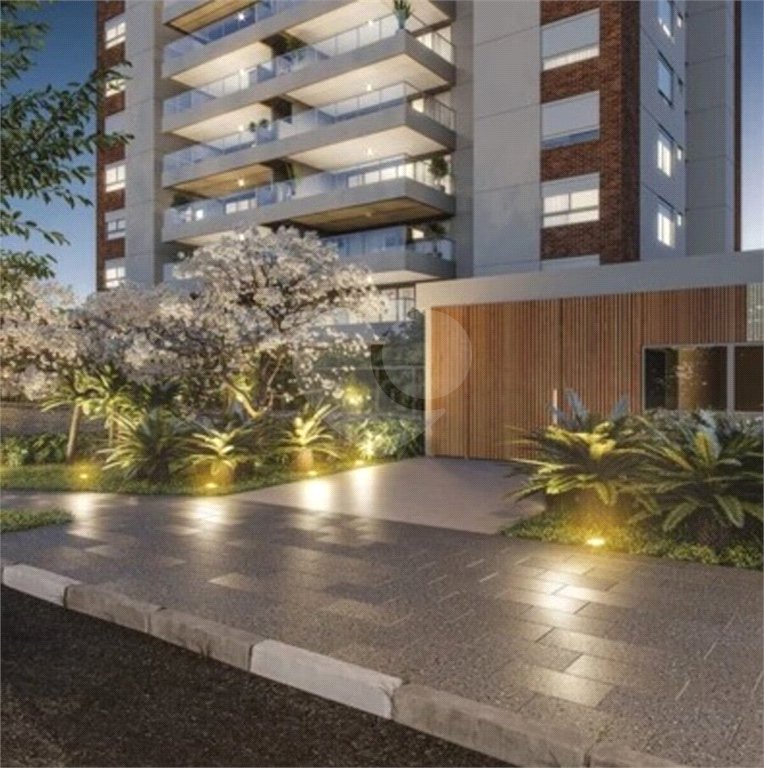 Apartamento à venda com 3 suítes em Vila Sofia, São Paulo, SP