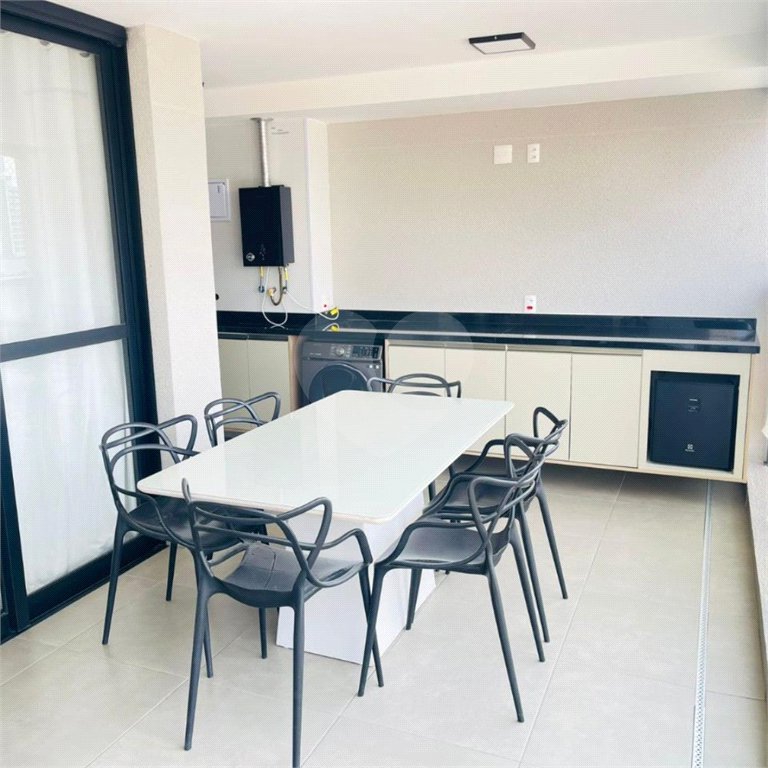 Apartamento à venda com 2 quartos, sendo 1 suíte,  em Vila Romana, São Paulo, SP