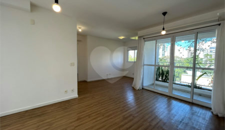 Cobertura à venda com 2 quartos, sendo 1 suíte,  em Vila Pompéia, São Paulo, SP