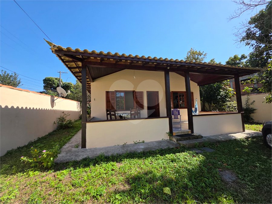 Casa à venda com 2 quartos, sendo 1 suíte, em Tucuns, Armação dos Búzios, RJ