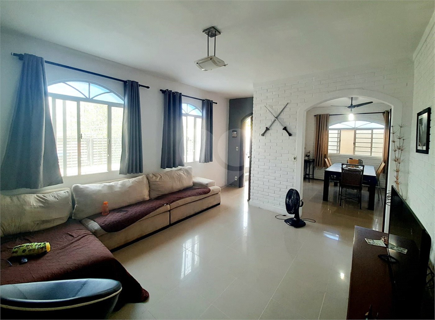 Casa à venda com 3 quartos, sendo 1 suíte, no Centro, Vinhedo, SP