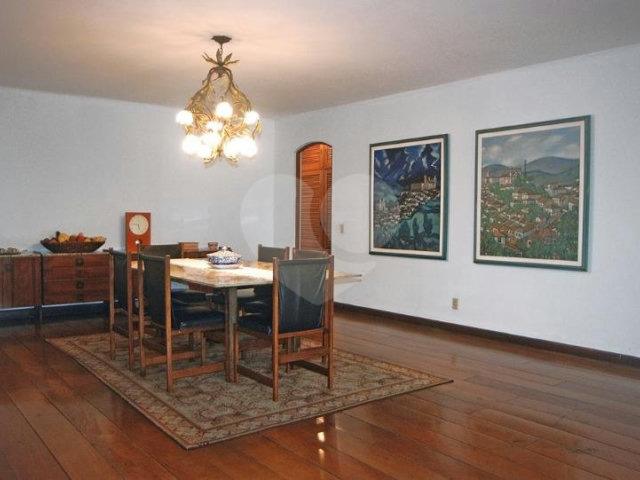 Casa à venda com 5 quartos, sendo 4 suítes,  em Alto da Boa Vista, São Paulo, SP