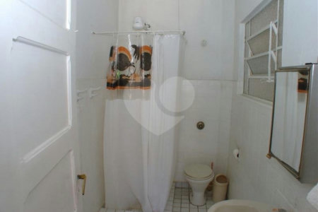 Casa à venda com 4 quartos, sendo 1 suíte, em Brooklin Velho, São Paulo, SP