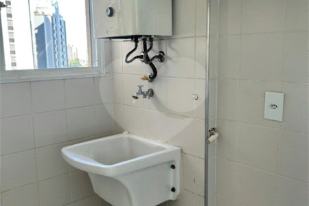 Apartamento à venda com 2 quartos, sendo 1 suíte, em Vila Andrade, São Paulo, SP