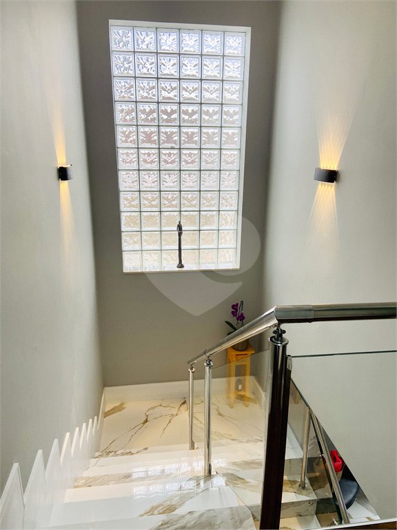 Casa à venda com 3 suítes em Jardim Londrina, São Paulo, SP