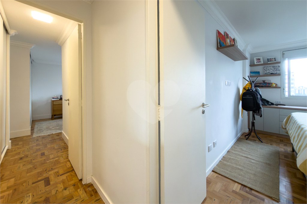 Apartamento com 205 metros no Campo Belo