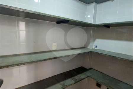 Apartamento para alugar com 3 quartos, sendo 1 suíte,  no Centro, Indaiatuba, SP
