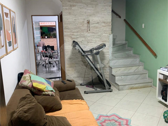 Casa à venda com 3 quartos, sendo 1 suíte,  em Vila Mazzei, São Paulo, SP