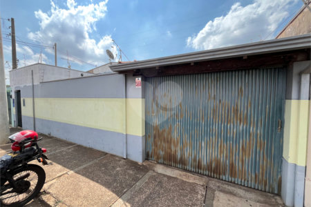 Casa a venda com 2 dormitórios na Vila São José