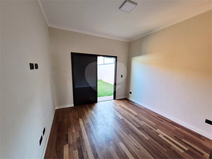 Sobrado à venda com 3 quartos, sendo 1 suíte, em Jardim do Lago, Atibaia, SP