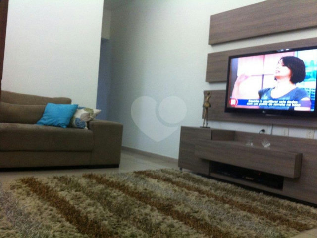 Sobrado à venda com 3 quartos, sendo 1 suíte,  em Vila Guilherme, São Paulo, SP