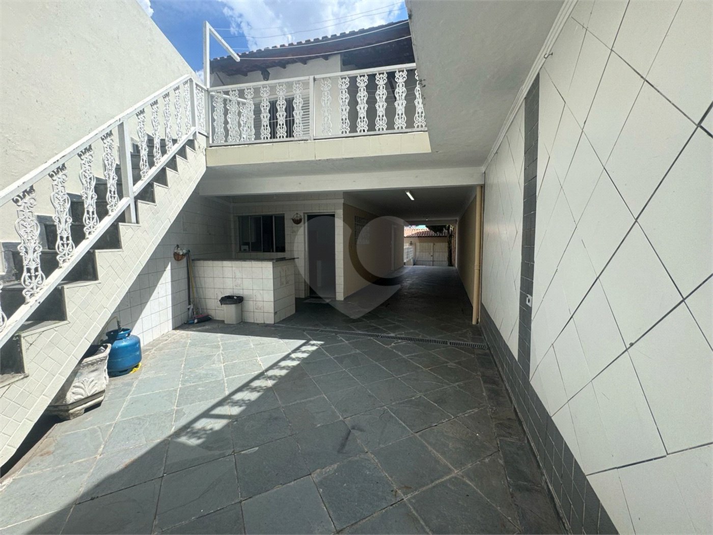 Casa à venda com 4 quartos, sendo 2 suítes, em Jardim Bela Vista, Guarulhos, SP