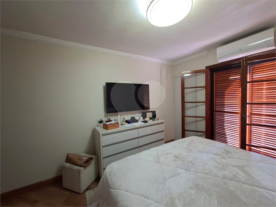 Sobrado à venda com 3 quartos, sendo 1 suíte, em Jardim Bonfiglioli, São Paulo, SP