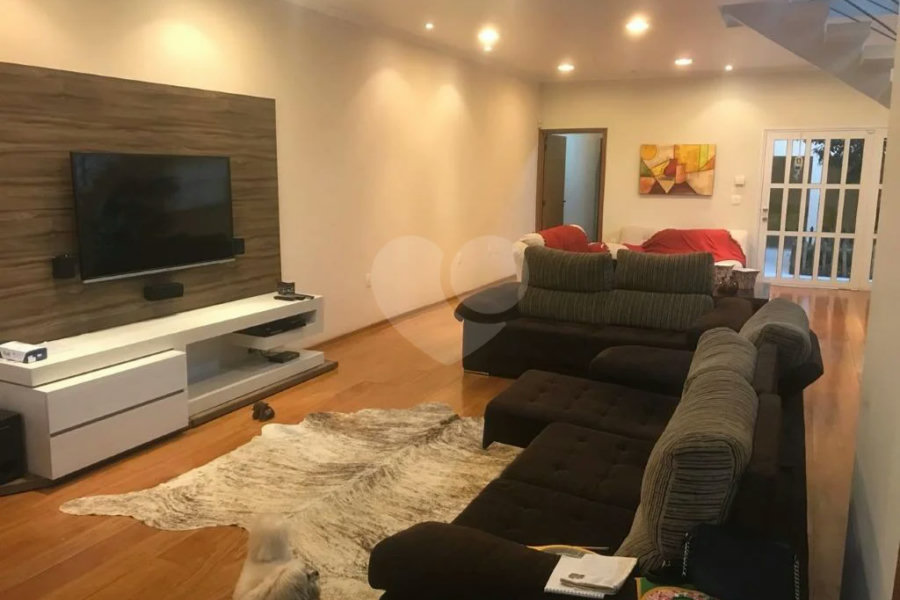 Casa à venda com 3 quartos, sendo 1 suíte, em Limão, São Paulo, SP